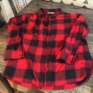 Sonoma red and black plaid button down flannel women’s size medium